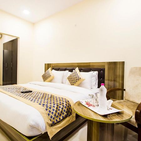 Fabhotel Signature Cyber Park دلهي المظهر الخارجي الصورة