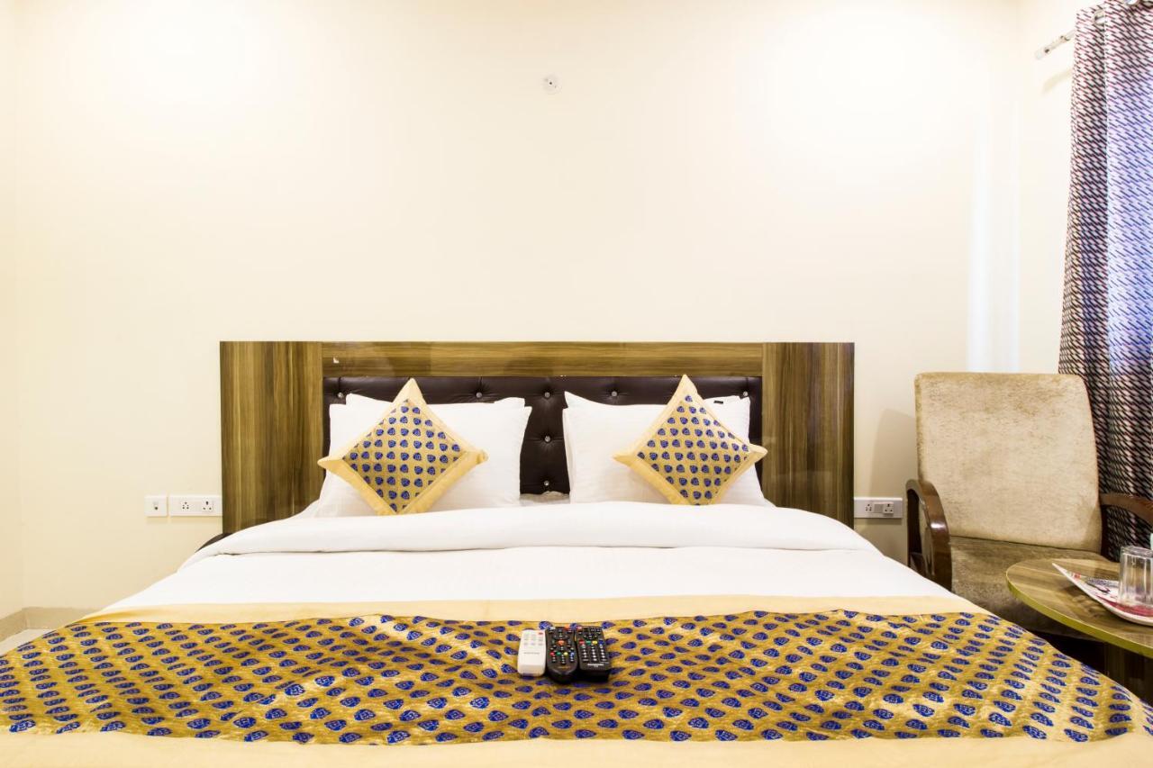 Fabhotel Signature Cyber Park دلهي المظهر الخارجي الصورة