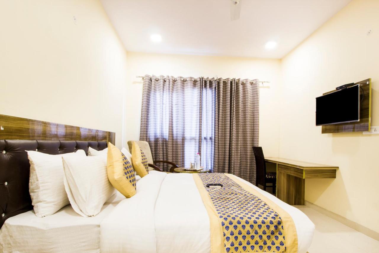 Fabhotel Signature Cyber Park دلهي المظهر الخارجي الصورة