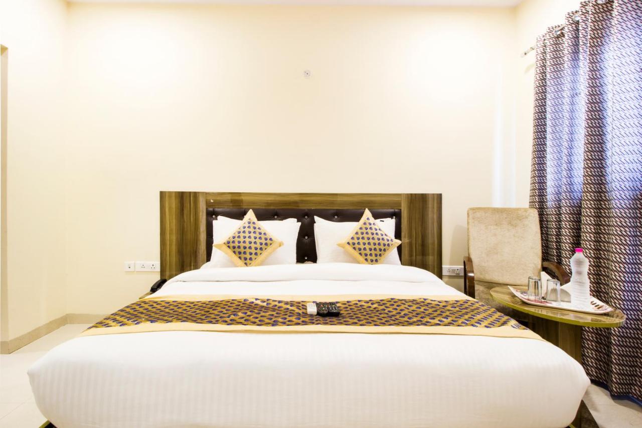 Fabhotel Signature Cyber Park دلهي المظهر الخارجي الصورة